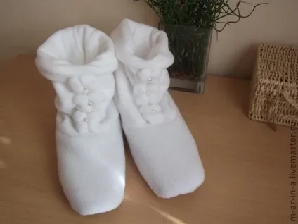 Тапки -ботікі Білосніжки - ярмарок майстрів - ручна робота, handmade (викрійку своєї ноги) Тапки -ботікі Білосніжки - ярмарок майстрів - ручна робота, handmade