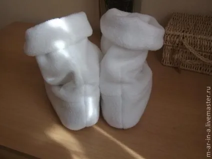 Тапки -ботікі Білосніжки - ярмарок майстрів - ручна робота, handmade (чоботи) Тапки -ботікі Білосніжки - ярмарок майстрів - ручна робота, handmade