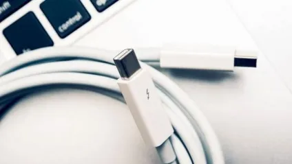 Thunderbolt огляд технології від apple - всі можливості (2017) (thunderbolt) Thunderbolt огляд технології від apple - всі можливості (2017)