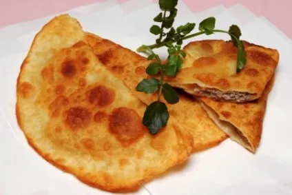 Тісто для чебуреків - рецепти з фото (тісто для чебуреків) Тісто для чебуреків - рецепти з фото