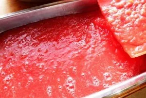 Томатний сік - консервація в домашніх умовах і рецепти заготовки на зиму відео (зиму) Томатний сік - консервація в домашніх умовах і рецепти заготовки на зиму відео