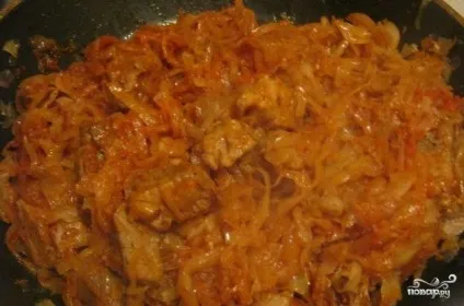 Тушкована кисла капуста з м'ясом - покроковий рецепт з фото на (капуста) Тушкована кисла капуста з м'ясом - покроковий рецепт з фото на