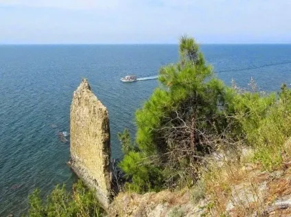 Дивовижні природні стовпи (стовпи) Дивовижні природні стовпи