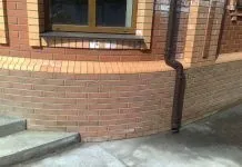 Установка відливів на цоколь дерев'яного будинку своїми руками (дерев'яного) Установка відливів на цоколь дерев'яного будинку своїми руками