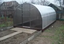 Установка теплиць правильний монтаж і як встановити палі, поставити і закріпити на землі своїми (установка) Установка теплиць правильний монтаж і як встановити палі, поставити і закріпити на землі своїми