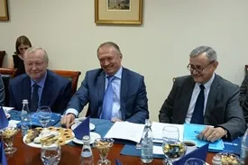 У «експоцентрі» відбулися російсько-кубинські переговори () У «експоцентрі» відбулися російсько-кубинські переговори