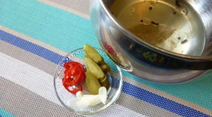 Утопенци по-чеськи або мариновані сосиски, покроковий рецепт з фото