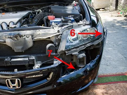 Усуваємо щілини під фарами на honda accord