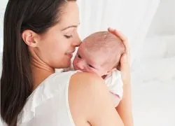 Випадання волосся при грудному вигодовуванні (волосся) Випадання волосся при грудному вигодовуванні