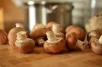 хрускотом малосольненькім