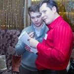 Як ми шукаємо двігусних людей