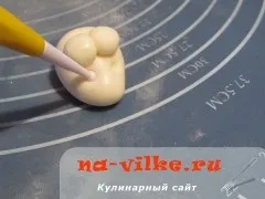 Як ліпити зайчика з мастики для прикраси торта (мастики рожевого відтінку скачайте) Як ліпити зайчика з мастики для прикраси торта