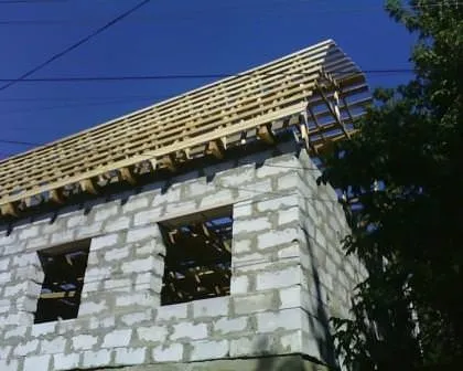 Як крити дах різних типів металочерепицею, будівництво та ремонт (дах) Як крити дах різних типів металочерепицею, будівництво та ремонт