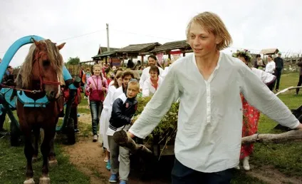 Як мед підняв російське село з колін - вікторія чарочкіна - гроші і бізнес - матеріали сайту - (колін) Як мед підняв російське село з колін - вікторія чарочкіна - гроші і бізнес - матеріали сайту -