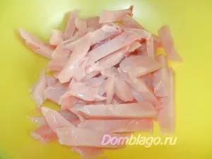 Запечене куряче філе з овочами