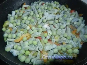 Запечене куряче філе з овочами
