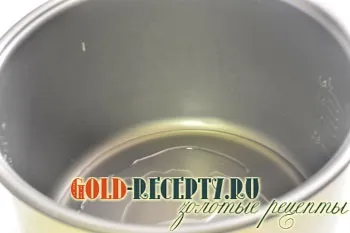 Запечена картопля в мультиварці