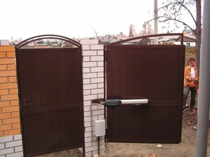 Огорожа з висікання