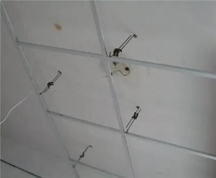 Дзеркальна стеля на кухні та у ванній відео своїми руками, фото (стелю у ванній) Дзеркальна стеля на кухні та у ванній відео своїми руками, фото