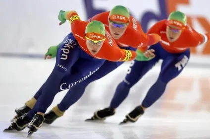 Зимові види спорту швидкісний біг на ковзанах - гонки по колу - спорт bigmir) net (спорт) Зимові види спорту швидкісний біг на ковзанах - гонки по колу - спорт bigmir) net