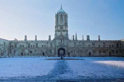10 Самих старих університетів світу (університетів) 10 Самих старих університетів світу
