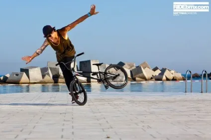44 Фотографії трюків bmx-райдерів »блог позитиву (фотографії) 44 Фотографії трюків bmx-райдерів »блог позитиву