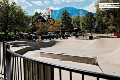 44 Фотографії трюків bmx-райдерів »блог позитиву (трюків) 44 Фотографії трюків bmx-райдерів »блог позитиву