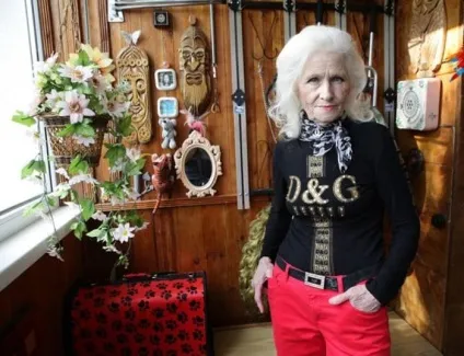75-Літня жінка розповідає секрети вічної молодості (молодості) 75-Літня жінка розповідає секрети вічної молодості
