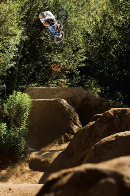 44 Фотографії трюків bmx-райдерів »блог позитиву (bmx-райдерів) 44 Фотографії трюків bmx-райдерів »блог позитиву
