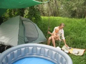А де вода тепліше, біля багаття