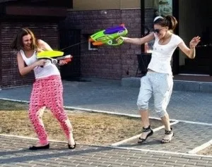Актуальне влітку як провести на святі гри з водою, хоровод свят (конкурси) Актуальне влітку як провести на святі гри з водою, хоровод свят