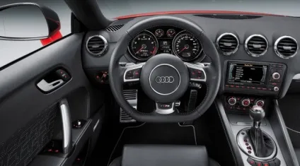 Автомобільний інтерфейс