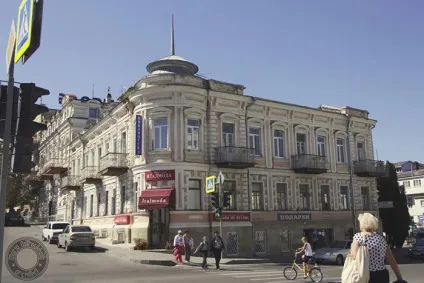 Архітектурно-художнє опис фасаду будівлі - #ostrarch (замками ширини вікна) Архітектурно-художнє опис фасаду будівлі - #ostrarch