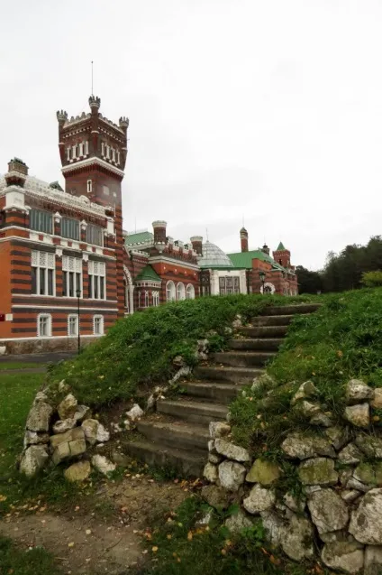 А ви бували в Шереметьєвський замку селище Юркове, Марій Ел, дорога довжиною в життя (Шереметьєвський) А ви бували в Шереметьєвський замку селище Юркове, Марій Ел, дорога довжиною в життя
