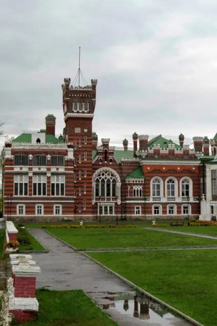 А ви бували в Шереметьєвський замку селище Юркове, Марій Ел, дорога довжиною в життя (селище) А ви бували в Шереметьєвський замку селище Юркове, Марій Ел, дорога довжиною в життя