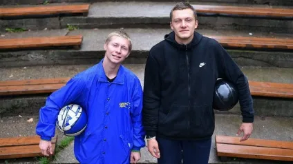 Баскетбольний фристайл спорт і танець в одному (спорт) Баскетбольний фристайл спорт і танець в одному