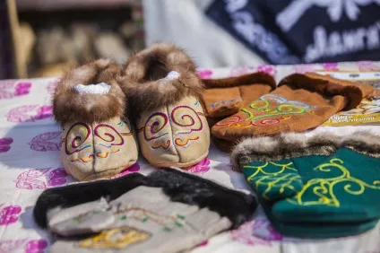 Дякуємо духів, як 100 років тому »(духів) Дякуємо духів, як 100 років тому »