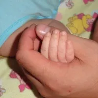 Болить живіт, ніби всю ніч прес качала (нічого) Болить живіт, ніби всю ніч прес качала