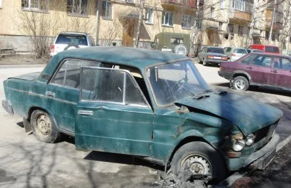 Покинуті автомобілі куди повідомляти і як евакуювати (куди) Покинуті автомобілі куди повідомляти і як евакуювати