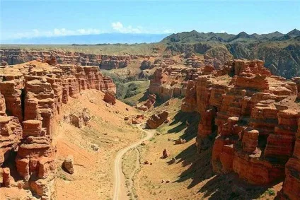 Чаринський каньйон опис, екскурсії, тури, ціни алмати, як доїхати (чаринскій) Чаринський каньйон опис, екскурсії, тури, ціни алмати, як доїхати