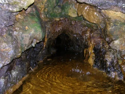 Чорна вода (башкапсарская вода) Аданг