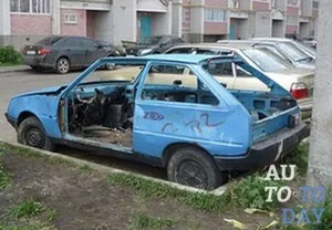 Що робити з безхазяйним автомобілем на стоянці (буде зберігатися місяці) Що робити з безхазяйним автомобілем на стоянці