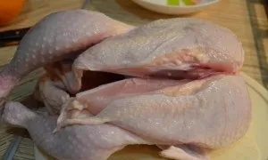Курча тютюну, приготований на вогнищі