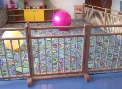 Дитячий парканчик для будинку відео-інструкція по монтажу своїми руками, який малюнок підібрати, ціна (парканчик) Дитячий парканчик для будинку відео-інструкція по монтажу своїми руками, який малюнок підібрати, ціна