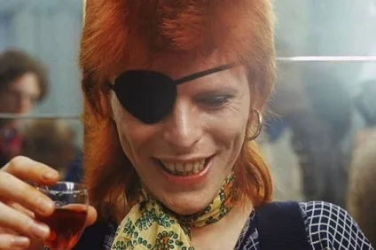 Девід Боуї (david bowie) біографія, фото, особисте життя (боуї) Девід Боуї (david bowie) біографія, фото, особисте життя