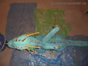 Дракон з пап'є-маше своїми руками