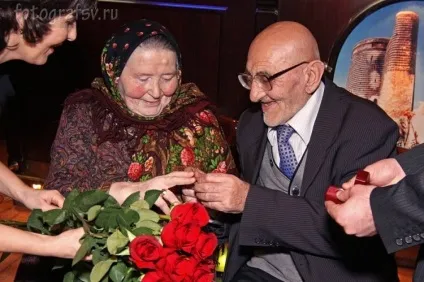 Дубове весілля скільки років, коли відзначають річницю дубової весілля