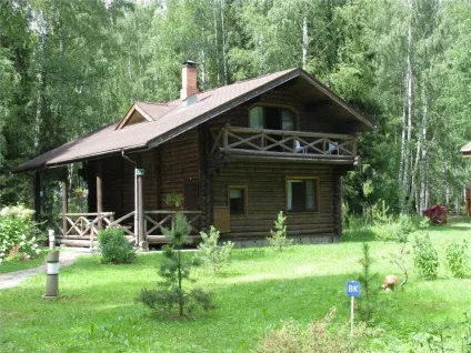 Еко-готель романів ліс