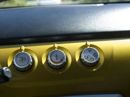 Ще одне диво техніки microcar (одне) Ще одне диво техніки microcar