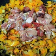Фарширований кролик рецепт з фото (цього тушку моєму прибираємо) Фарширований кролик рецепт з фото